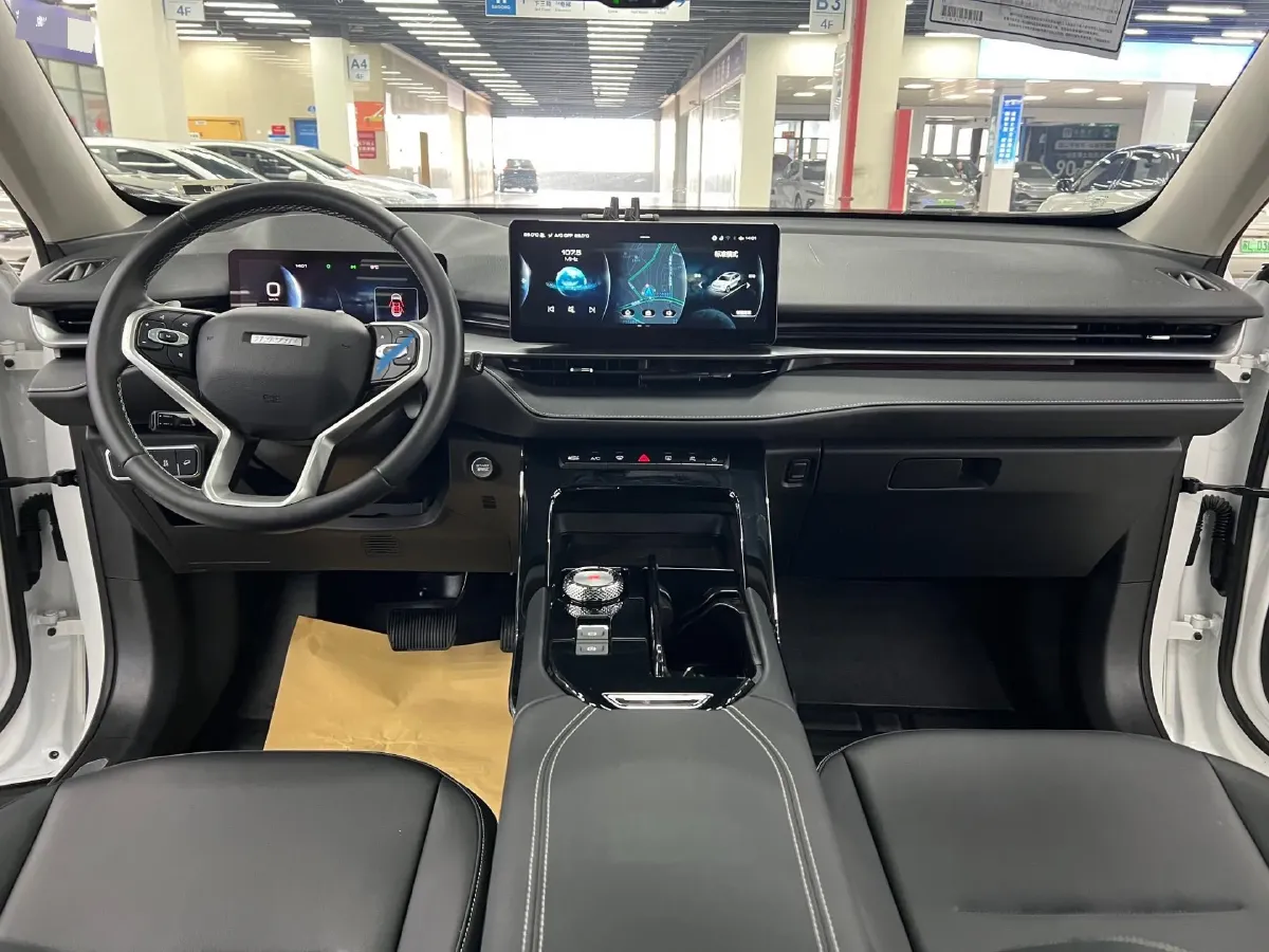 2021 Haval H6 1.5T 169HP L4 7DCT,autocango,china used car exporter,china ev exporter,chinese used car exporter,chinese used ev exporter