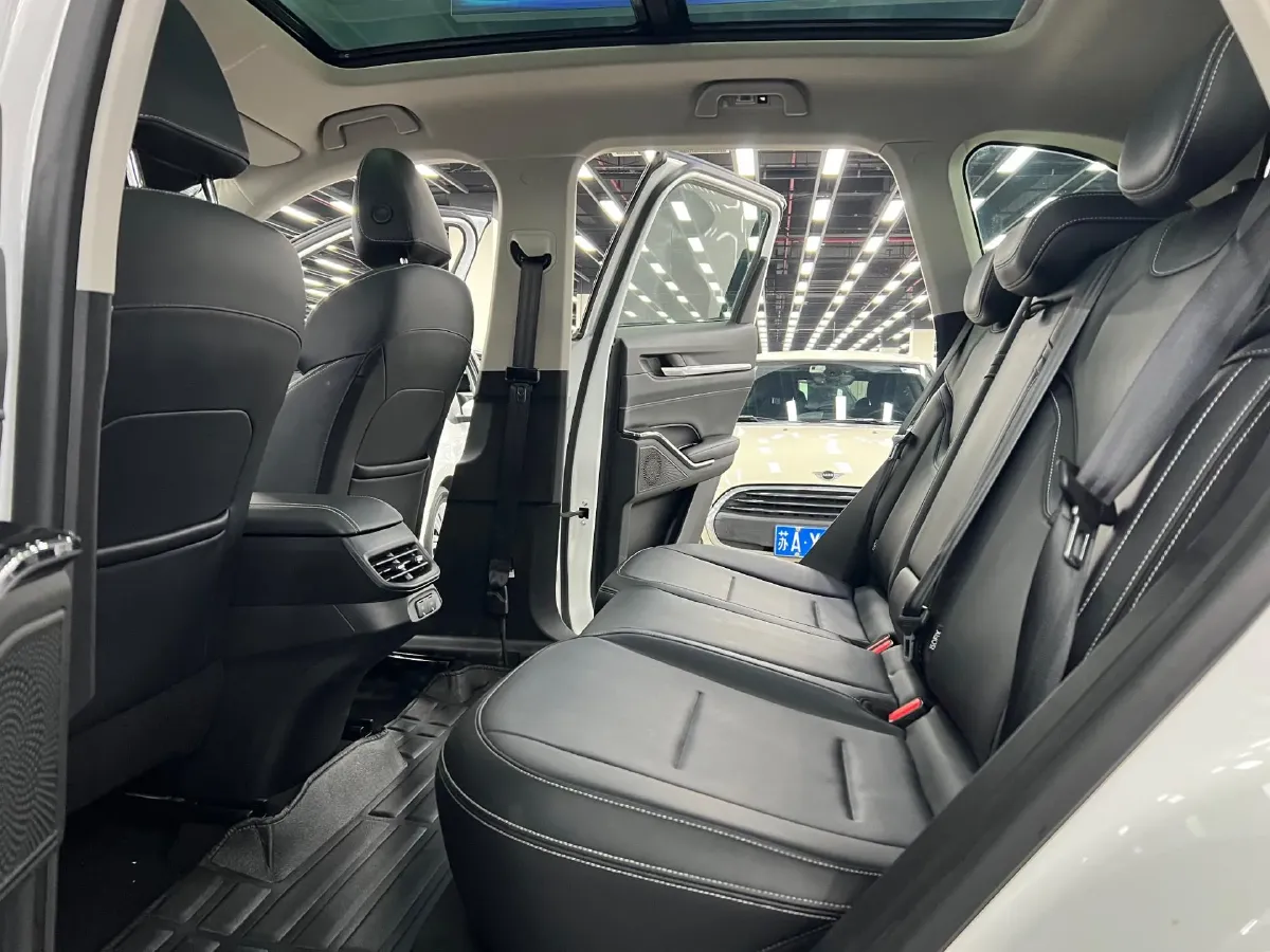 2021 Haval H6 1.5T 169HP L4 7DCT,autocango,china used car exporter,china ev exporter,chinese used car exporter,chinese used ev exporter