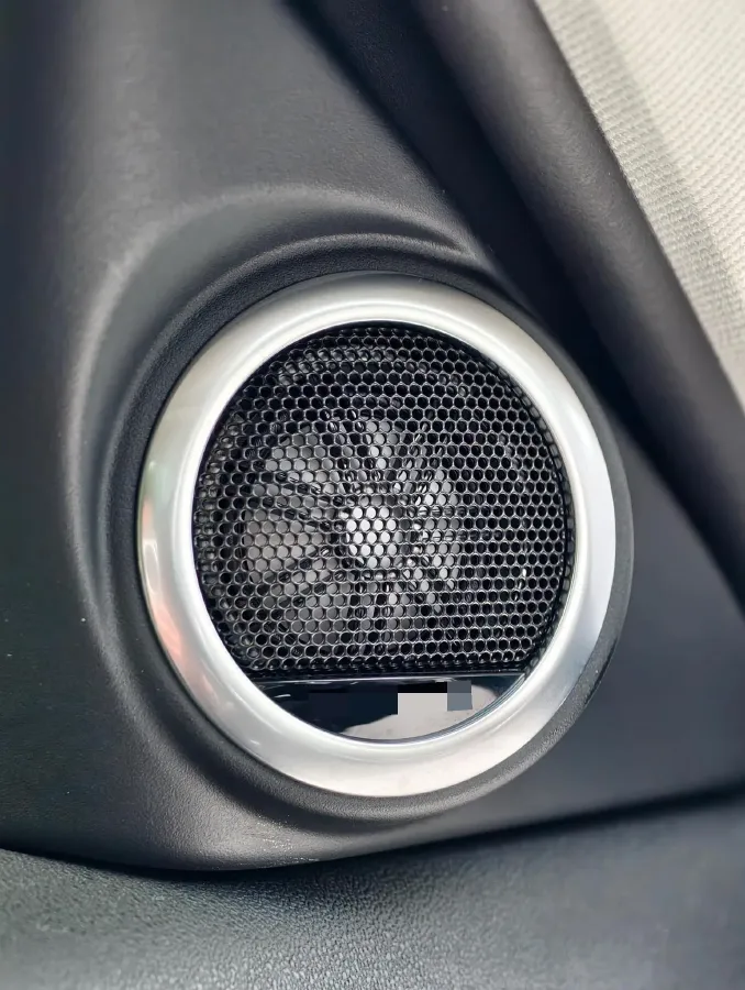 2022 Land Rover Range Rover Evoque 2.0T 249HP L4 9AT,autocango,china used car exporter,china ev exporter,chinese used car exporter,chinese used ev exporter