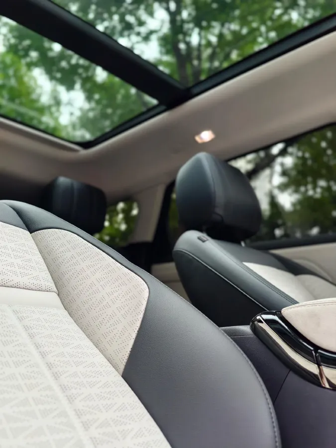 2022 Land Rover Range Rover Evoque 2.0T 249HP L4 9AT,autocango,china used car exporter,china ev exporter,chinese used car exporter,chinese used ev exporter