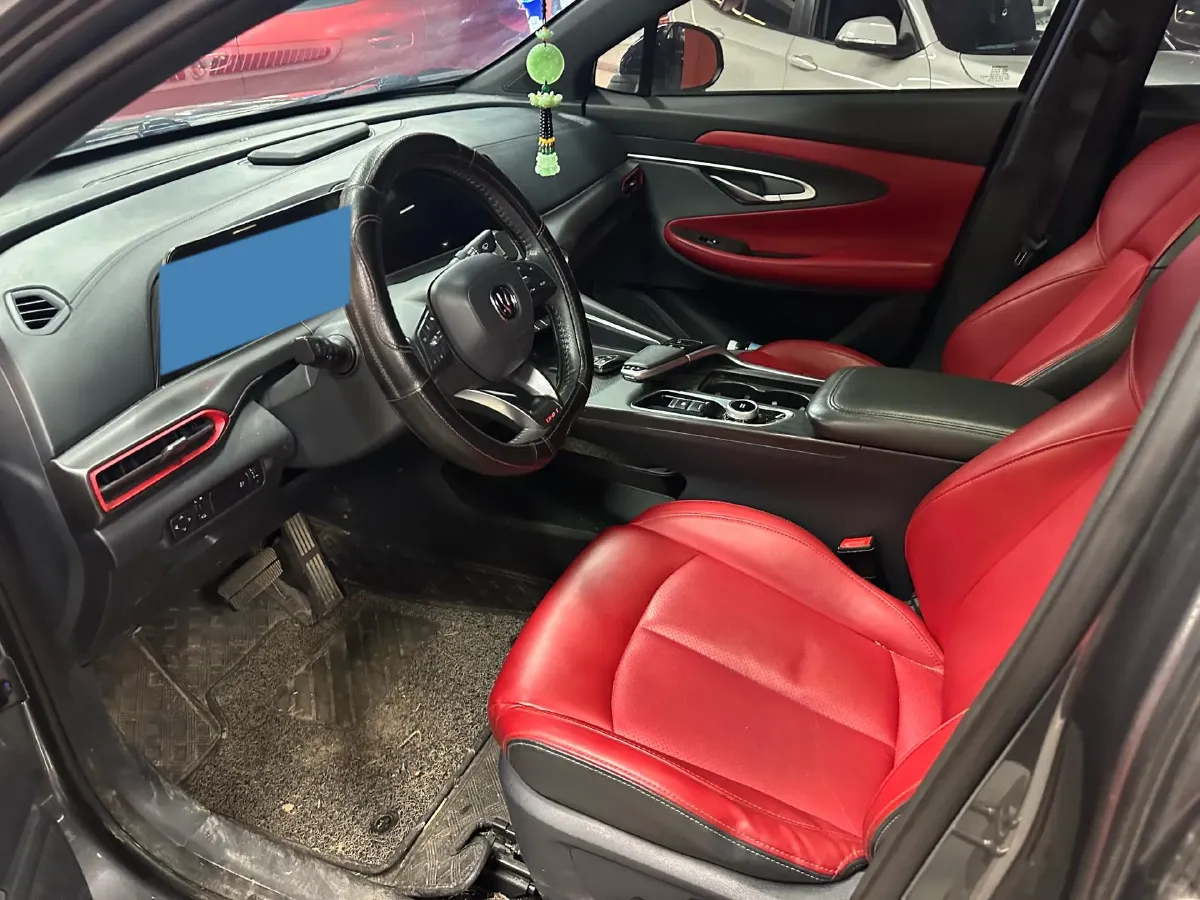 2020 ChangAn UNI-T 1.5T 180HP L4 7DCT,autocango,china used car exporter,china ev exporter,chinese used car exporter,chinese used ev exporter