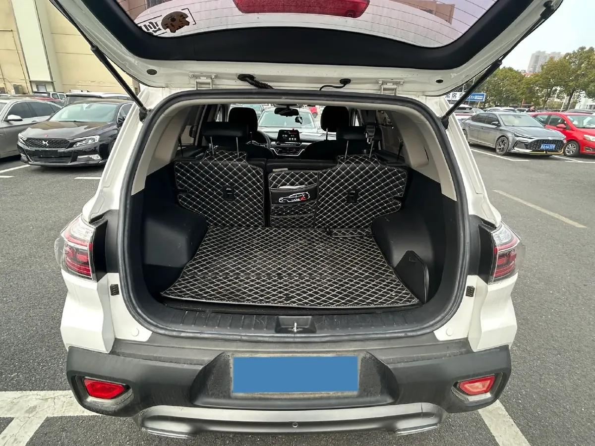 2018 Kia Sportage R 2.0L 160HP L4 6AT,autocango,china used car exporter,china ev exporter,chinese used car exporter,chinese used ev exporter