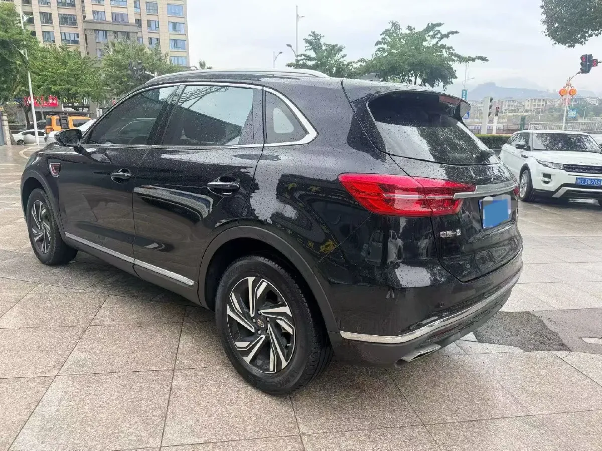2022 HongQi HS5 2.0T 224HP L4 6AT,autocango,china used car exporter,china ev exporter,chinese used car exporter,chinese used ev exporter