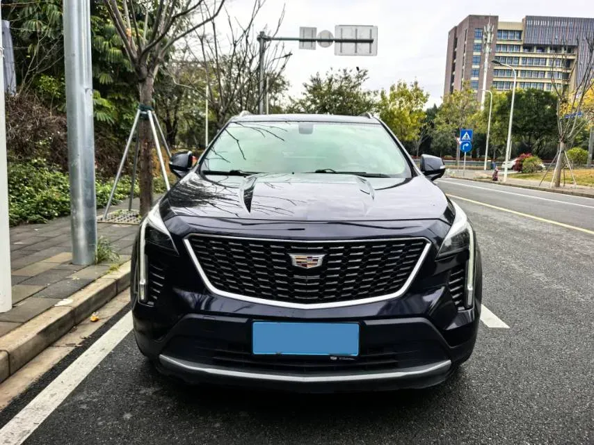 2021 Cadillac XT4 2.0T 237HP L4 9AT,autocango,china used car exporter,china ev exporter,chinese used car exporter,chinese used ev exporter