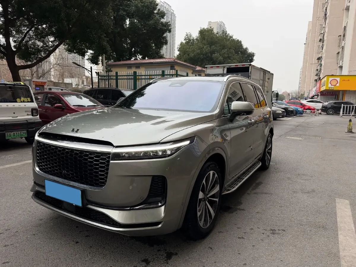 2021 Li ONE Range Extended 131HP REEV 40.5KWH,autocango,china used car exporter,china ev exporter,chinese used car exporter,chinese used ev exporter