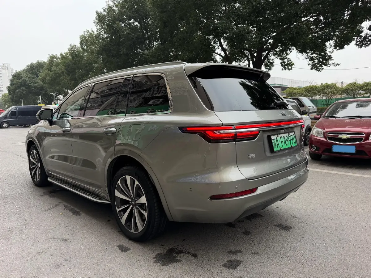 2021 Li ONE Range Extended 131HP REEV 40.5KWH,autocango,china used car exporter,china ev exporter,chinese used car exporter,chinese used ev exporter