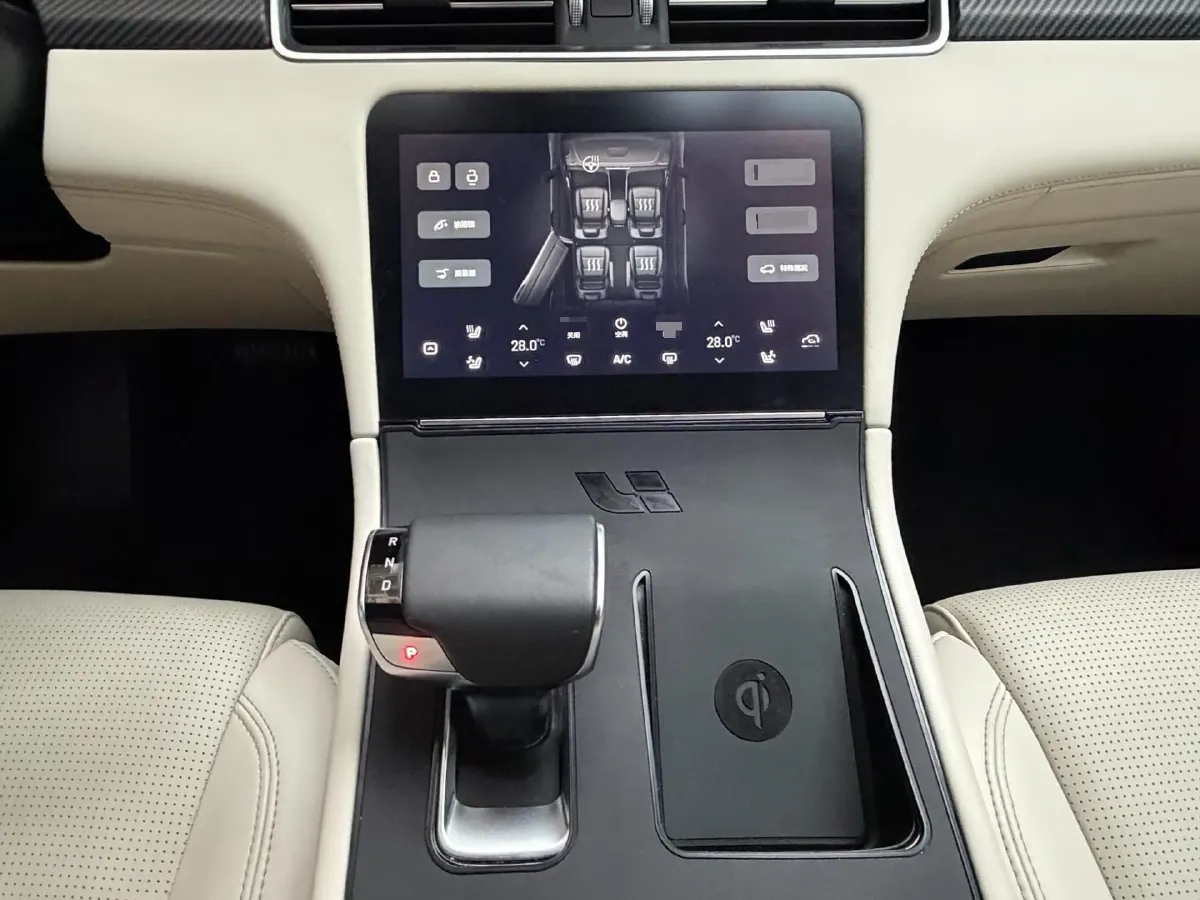 2021 Li ONE Range Extended 131HP REEV 40.5KWH,autocango,china used car exporter,china ev exporter,chinese used car exporter,chinese used ev exporter