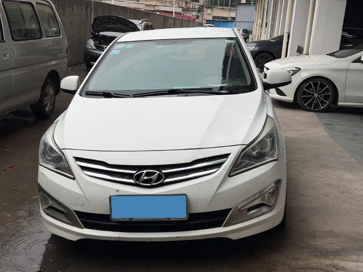 2016 Hyundai Reina 1.4L 107HP L4 4AT,autocango,china used car exporter,china ev exporter,chinese used car exporter,chinese used ev exporter