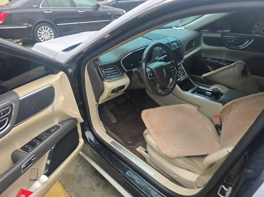 2017 Lincoln Continental 2.0T 261HP L4 6AT,autocango,china used car exporter,china ev exporter,chinese used car exporter,chinese used ev exporter