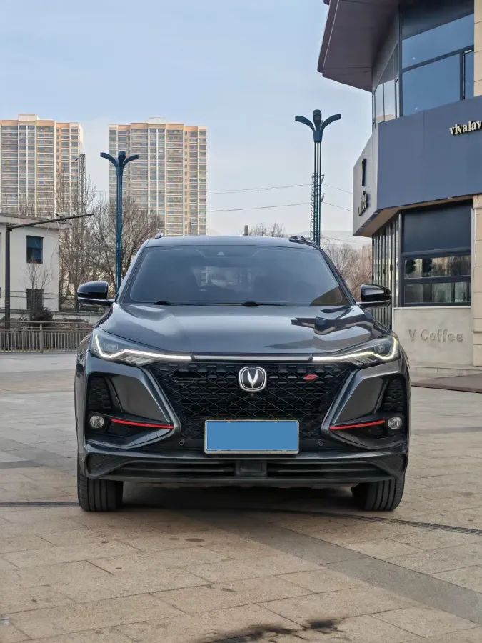 2021 ChangAn CS75 Plus 2.0T 233HP L4 8AT,autocango,china used car exporter,china ev exporter,chinese used car exporter,chinese used ev exporter