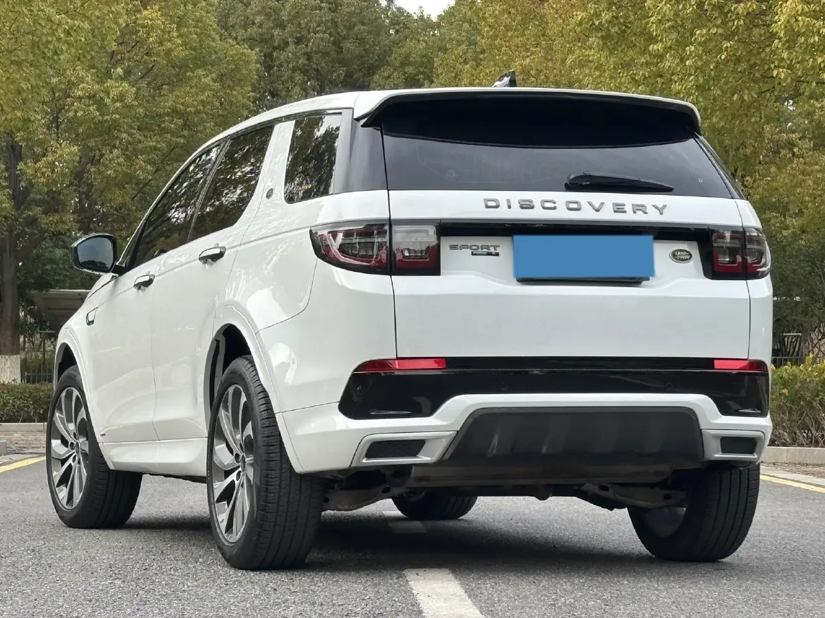 2020 Land Rover Discovery Sport 2.0T 249HP L4 9AT,autocango,china used car exporter,china ev exporter,chinese used car exporter,chinese used ev exporter