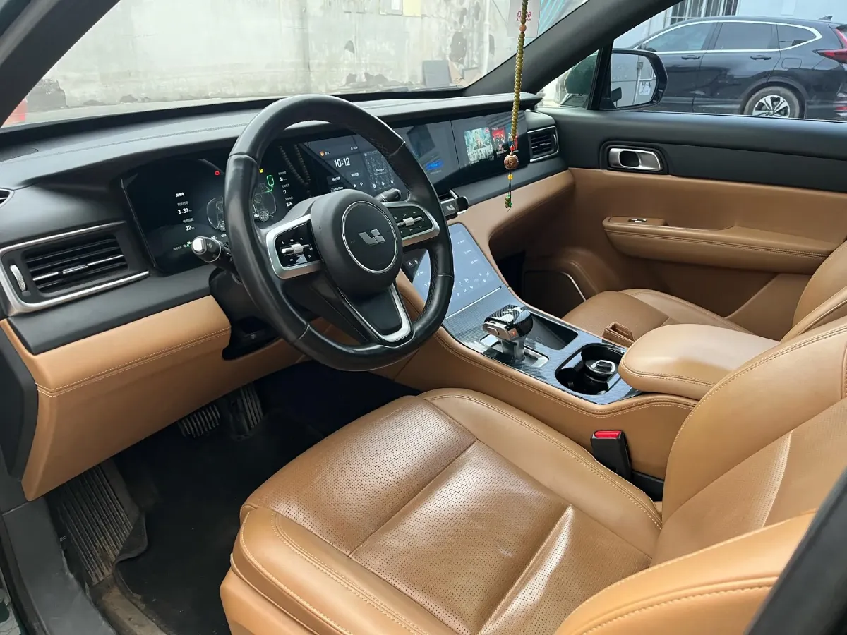 2021 Li ONE Range Extended 131HP REEV 40.5KWH,autocango,china used car exporter,china ev exporter,chinese used car exporter,chinese used ev exporter