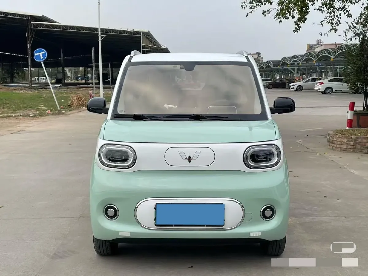 2024 WuLing HongGuang MINI EV BEV 17.3KWH,autocango,china used car exporter,china ev exporter,chinese used car exporter,chinese used ev exporter