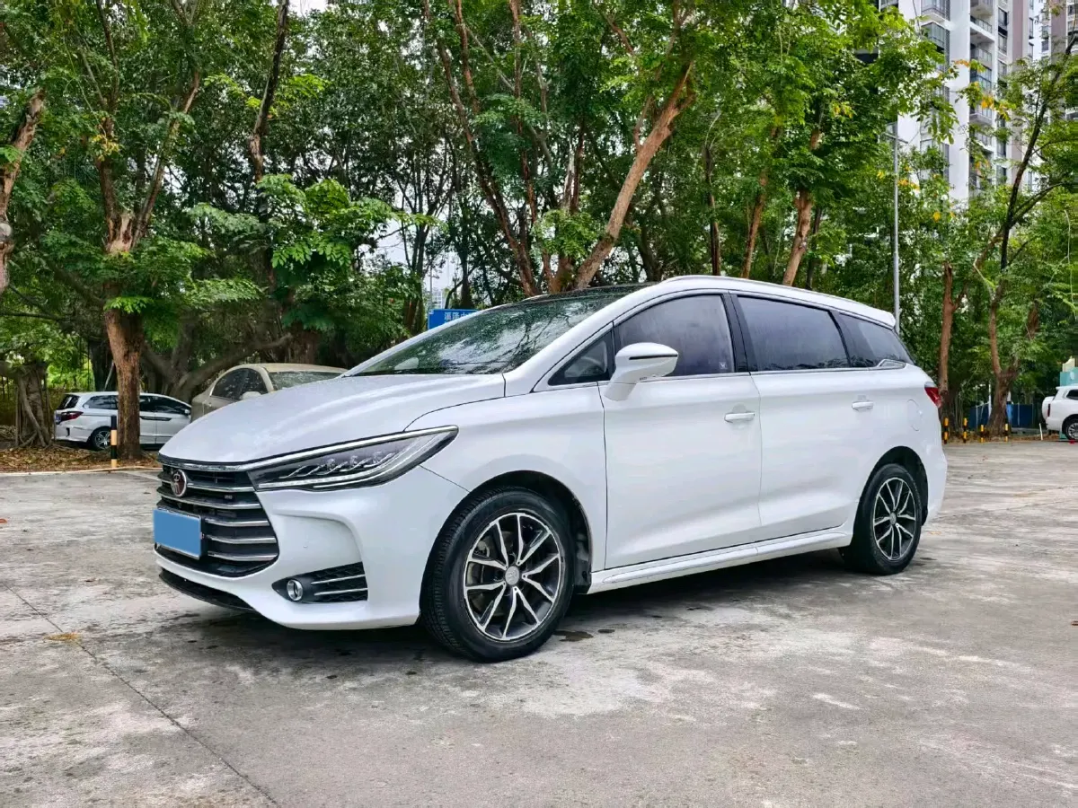 2017 BYD Song MAX 1.5T 154HP L4 6DCT,autocango,china used car exporter,china ev exporter,chinese used car exporter,chinese used ev exporter