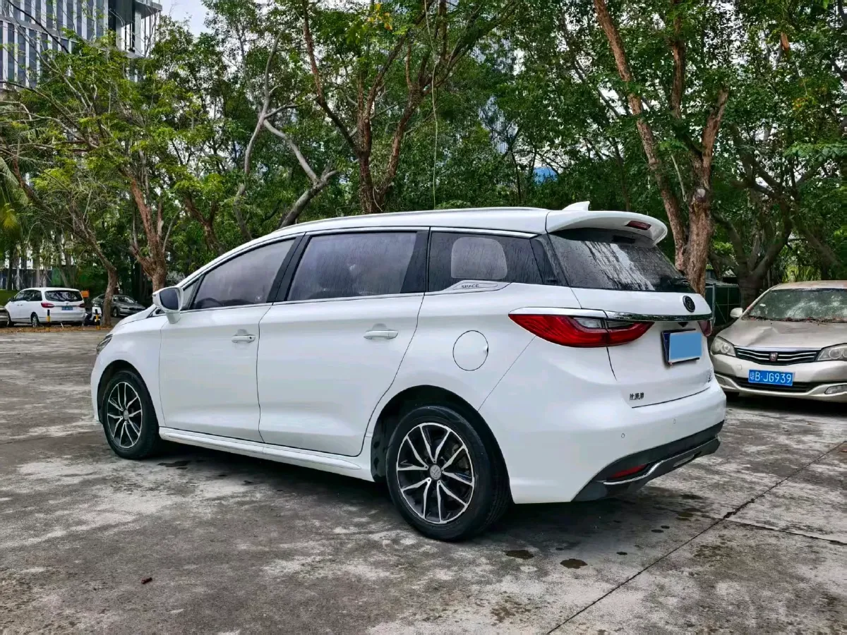 2017 BYD Song MAX 1.5T 154HP L4 6DCT,autocango,china used car exporter,china ev exporter,chinese used car exporter,chinese used ev exporter