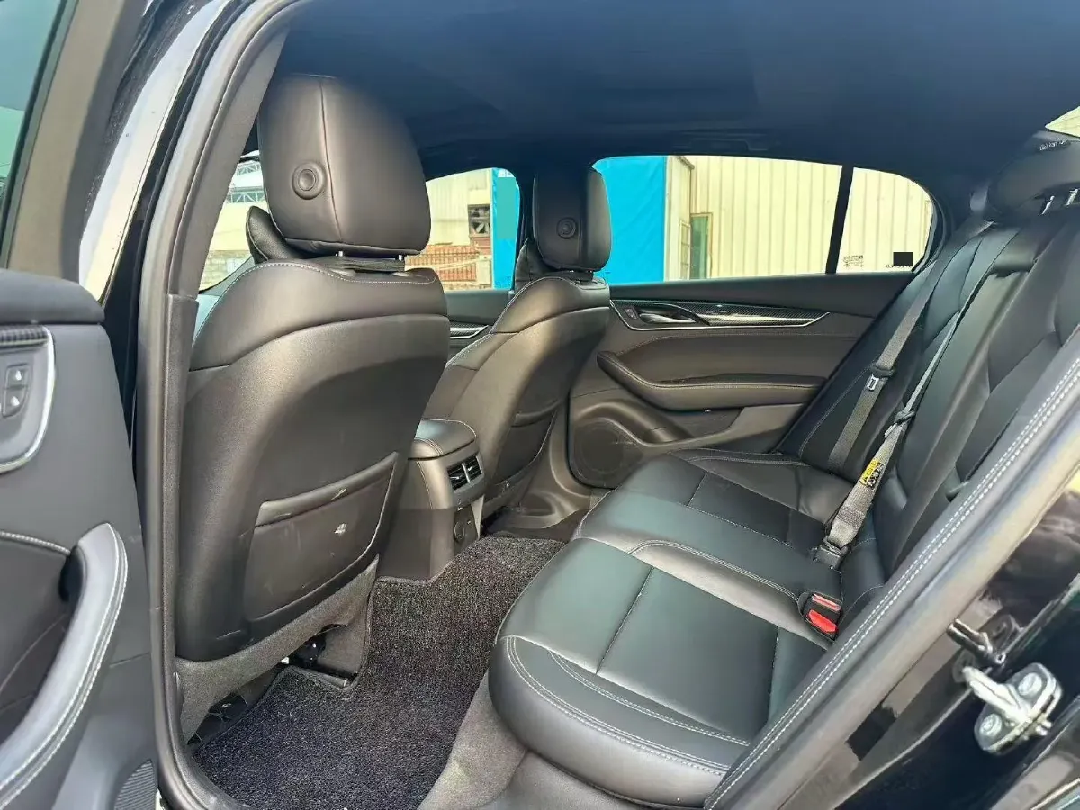 2024 Cadillac CT5 2.0T 237HP L4 10AT,autocango,china used car exporter,china ev exporter,chinese used car exporter,chinese used ev exporter