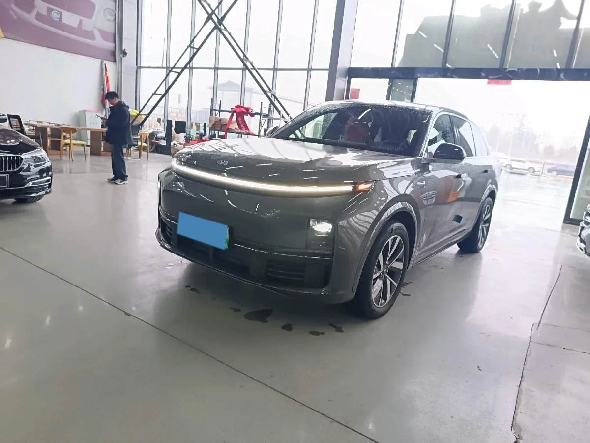2024 Li L7 Range Extended 154HP REEV 42.8KWH,autocango,china used car exporter,china ev exporter,chinese used car exporter,chinese used ev exporter