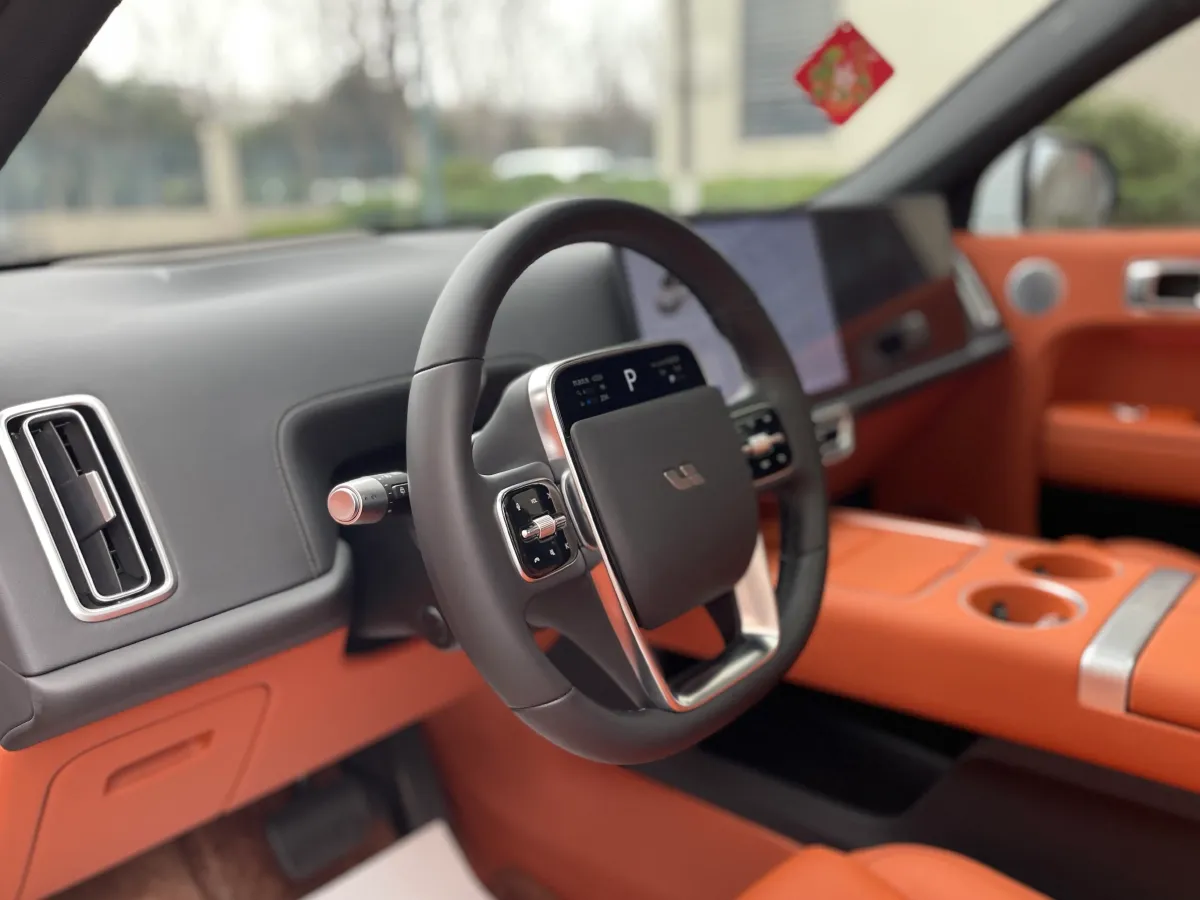 2024 Li L8 Range Extended 154HP REEV 42.8KWH,autocango,china used car exporter,china ev exporter,chinese used car exporter,chinese used ev exporter