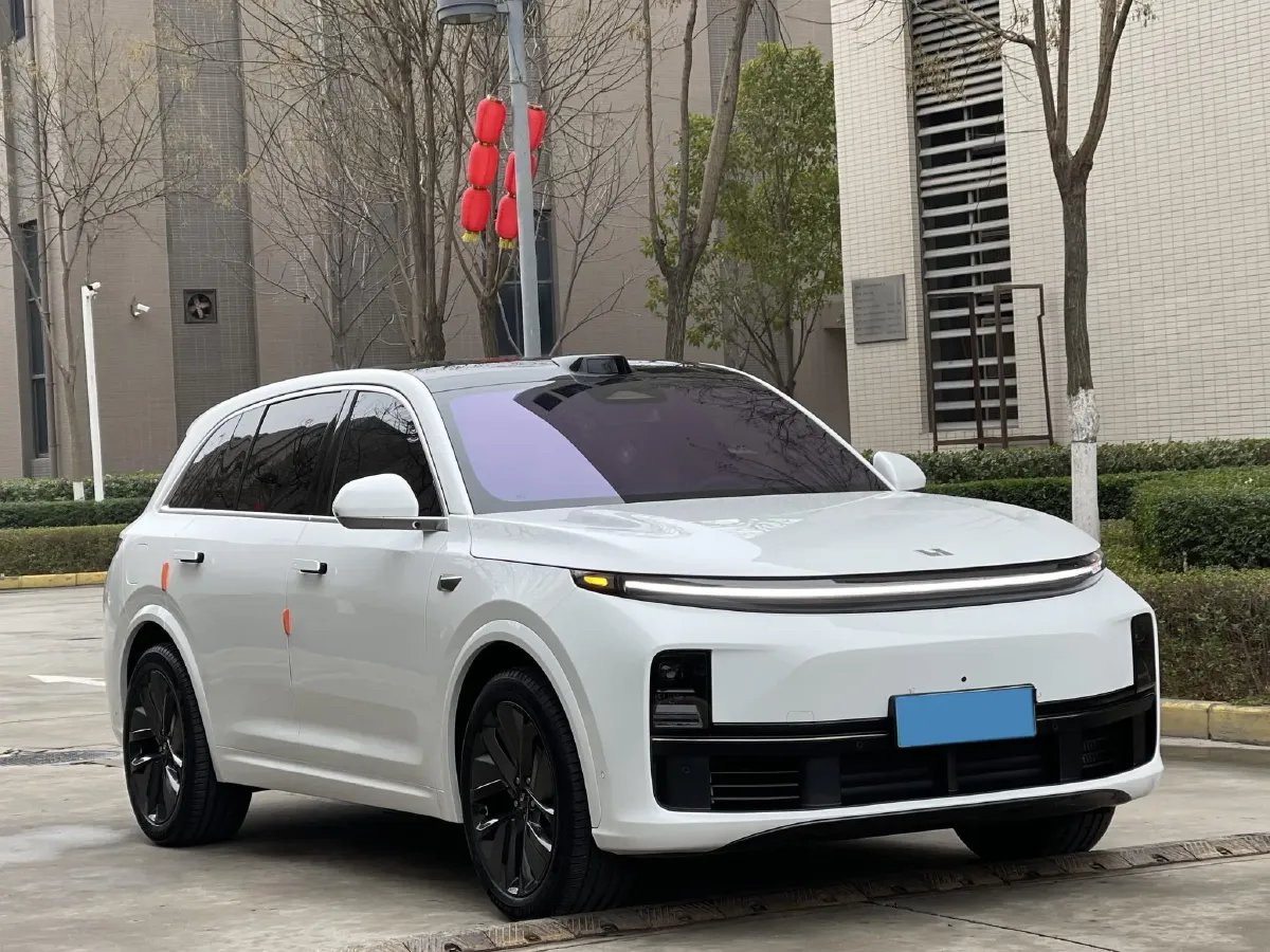 2024 Li L8 Range Extended 154HP REEV 42.8KWH,autocango,china used car exporter,china ev exporter,chinese used car exporter,chinese used ev exporter