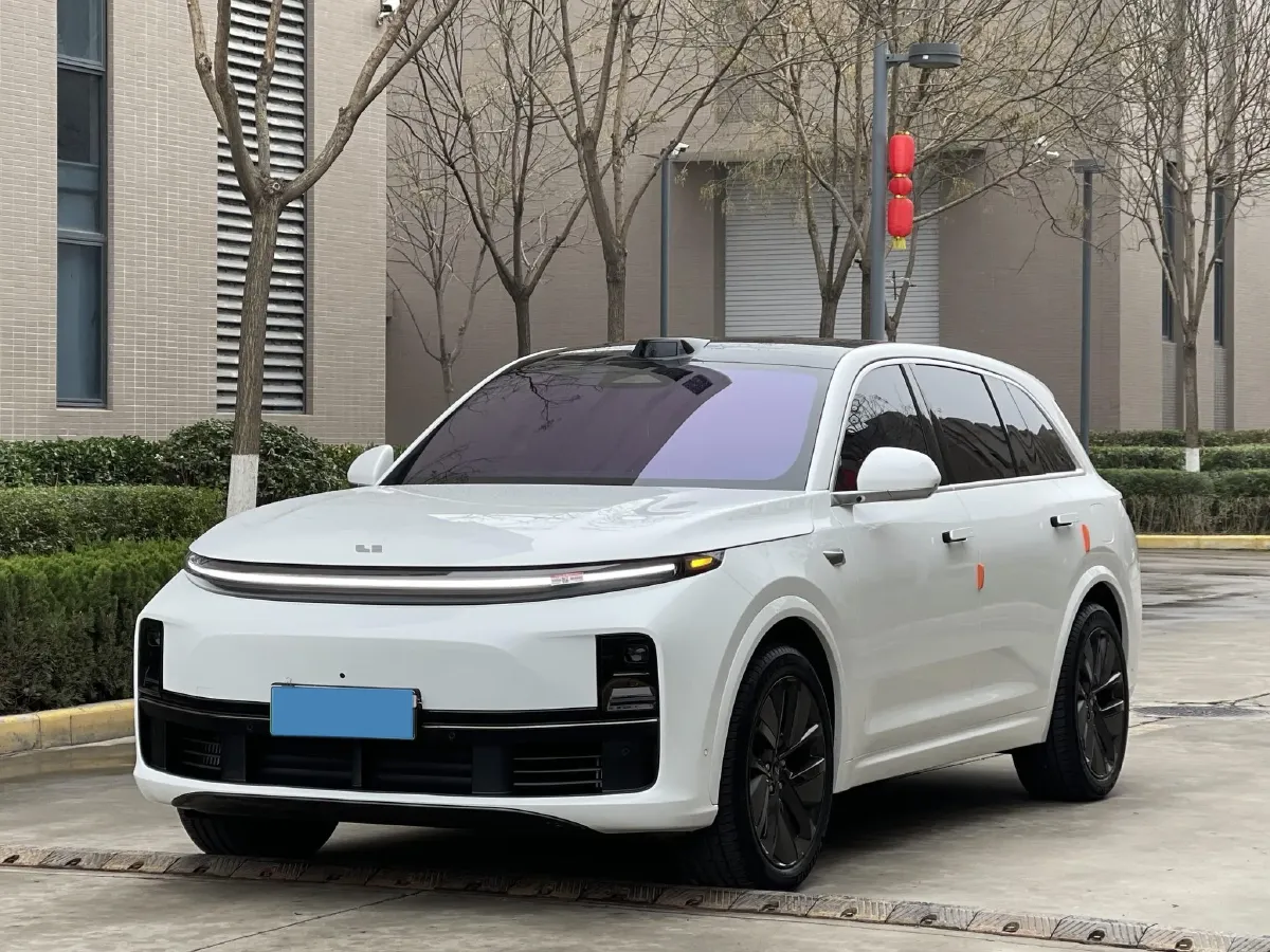 2024 Li L8 Range Extended 154HP REEV 42.8KWH,autocango,china used car exporter,china ev exporter,chinese used car exporter,chinese used ev exporter