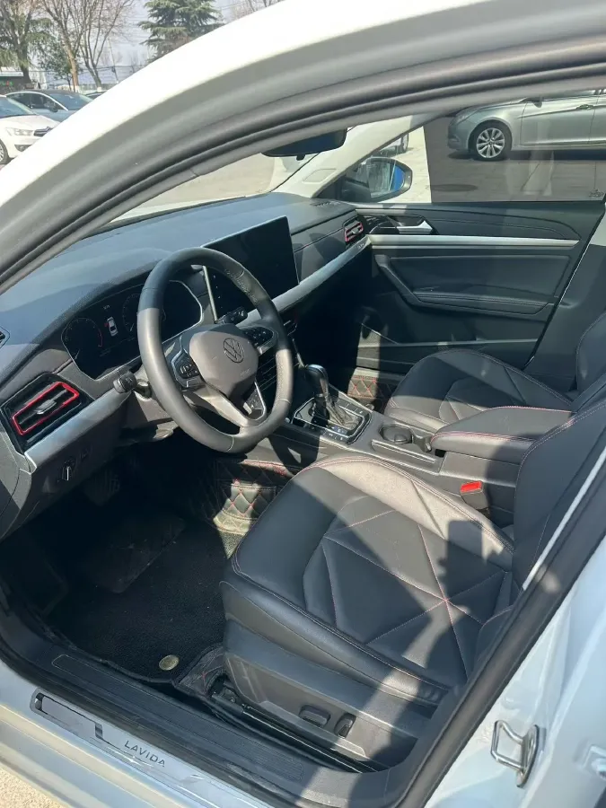 2024 Volkswagen Lavida 1.5T 160HP L4 7DCT,autocango,china used car exporter,china ev exporter,chinese used car exporter,chinese used ev exporter