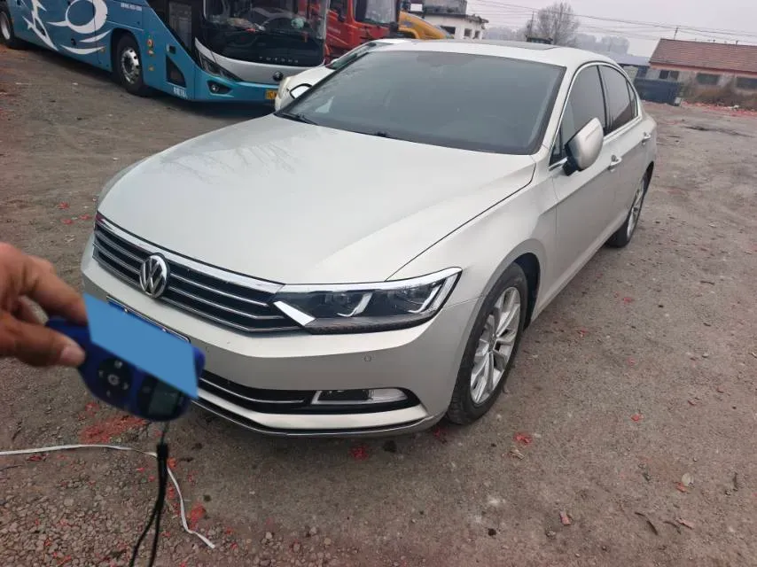 2018 Volkswagen Magotan 1.8T 180HP L4 7DCT,autocango,china used car exporter,china ev exporter,chinese used car exporter,chinese used ev exporter