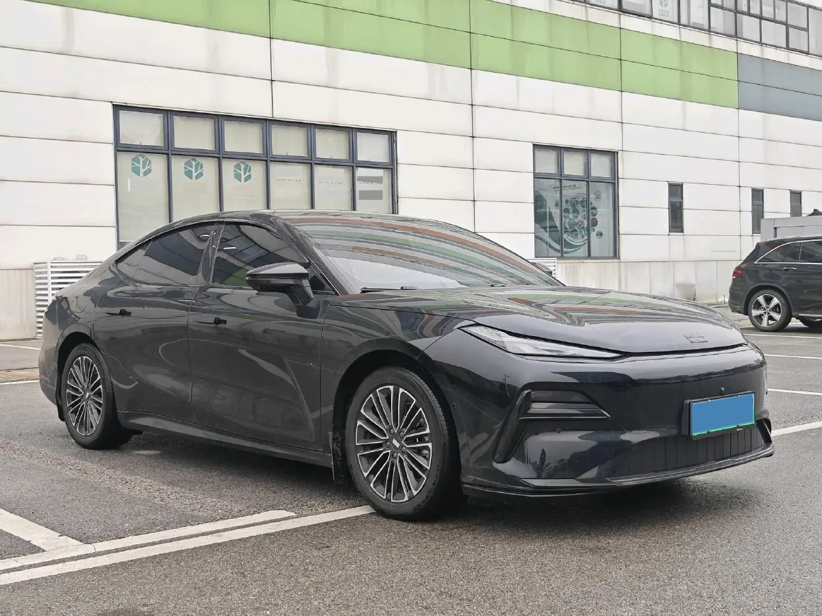 2025 Geely Galaxy Starshine 8 1.5L 112HP L4 1DHT PHEV,autocango,china used car exporter,china ev exporter,chinese used car exporter,chinese used ev exporter