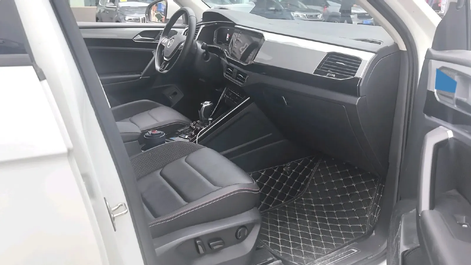 2023 Volkswagen Tayron 2.0T 186HP L4 7DCT,autocango,china used car exporter,china ev exporter,chinese used car exporter,chinese used ev exporter