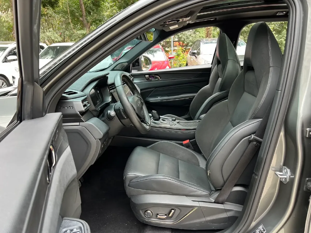 2021 LYNK&CO 01 2.0T 254HP L4 8AT,autocango,china used car exporter,china ev exporter,chinese used car exporter,chinese used ev exporter