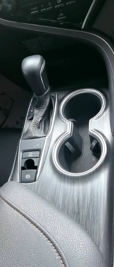 2021 Toyota Camry 2.0L 178HP L4 CVT,autocango,china used car exporter,china ev exporter,chinese used car exporter,chinese used ev exporter