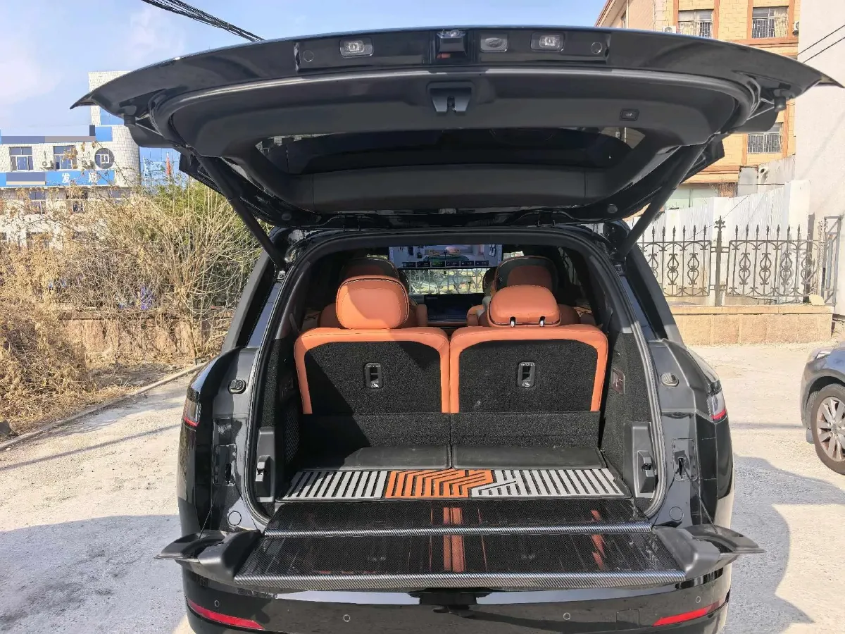 2025 LYNK&CO 900 1.5T 190HP L4 3DHT PHEV 43.3KWH,autocango,china used car exporter,china ev exporter,chinese used car exporter,chinese used ev exporter