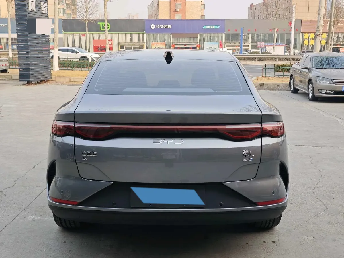 2025 BYD QinL BEV,autocango,china used car exporter,china ev exporter,chinese used car exporter,chinese used ev exporter