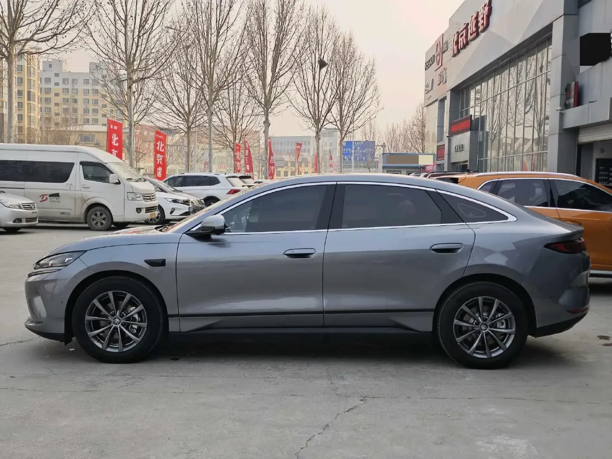 2025 BYD QinL BEV,autocango,china used car exporter,china ev exporter,chinese used car exporter,chinese used ev exporter