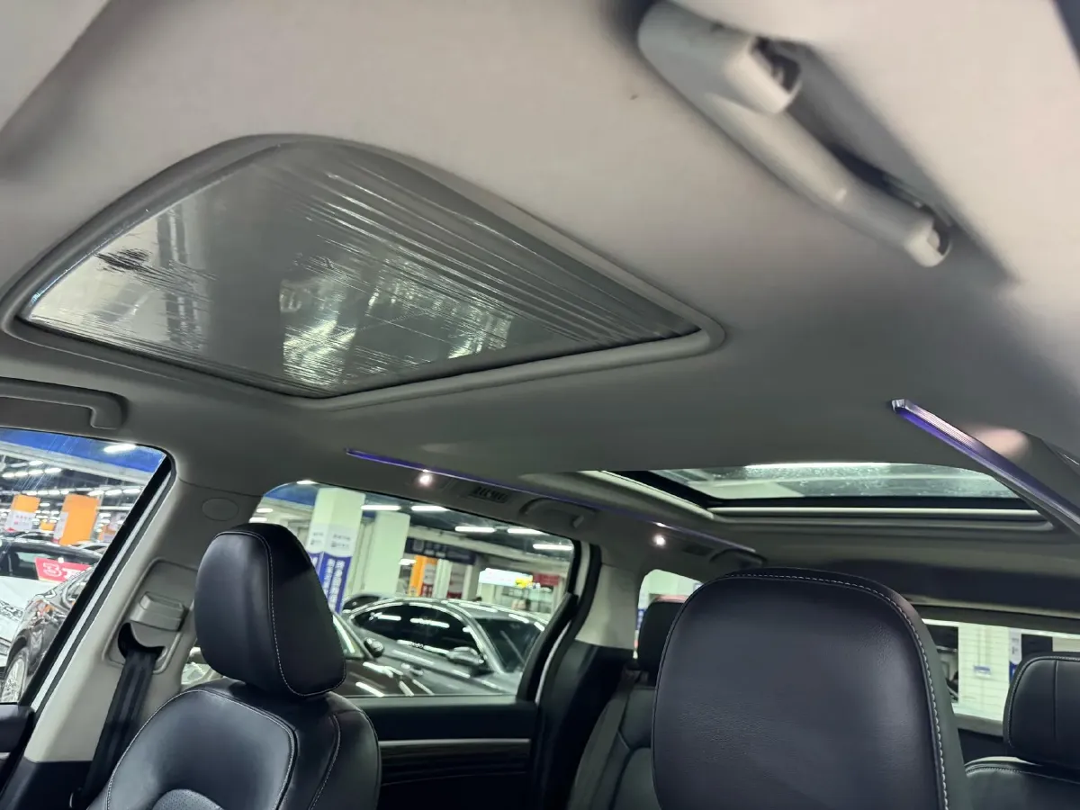 2021 GAC Trumpchi M8 2.0T 252HP L4 8AT,autocango,china used car exporter,china ev exporter,chinese used car exporter,chinese used ev exporter