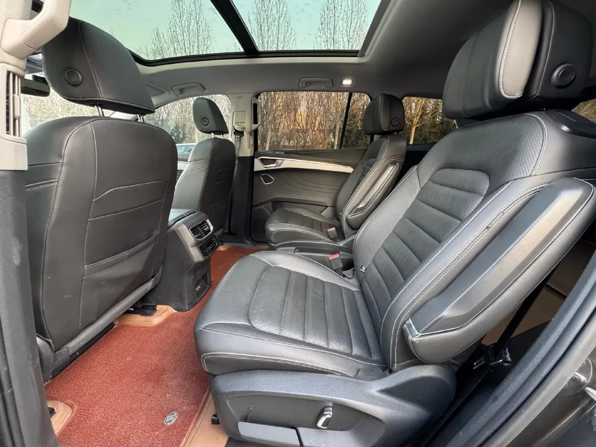 2022 Volkswagen Talagon 2.0T 220HP L4 7DCT,autocango,china used car exporter,china ev exporter,chinese used car exporter,chinese used ev exporter