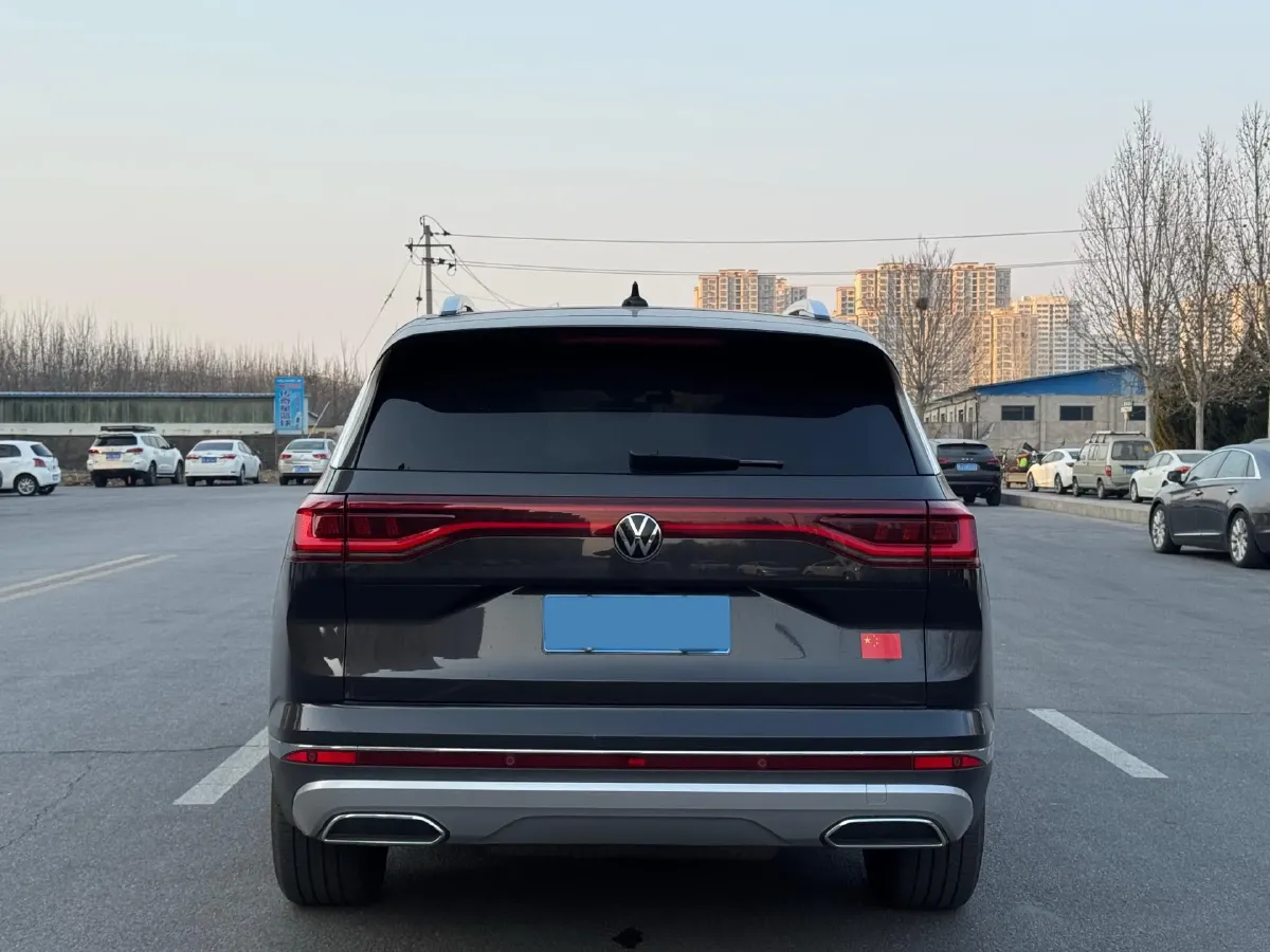 2022 Volkswagen Talagon 2.0T 220HP L4 7DCT,autocango,china used car exporter,china ev exporter,chinese used car exporter,chinese used ev exporter