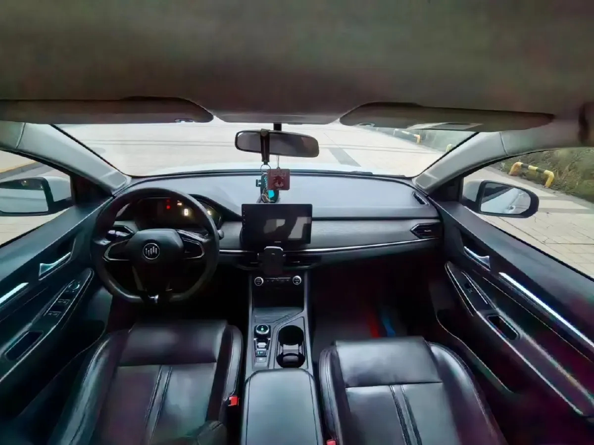 2021 Weltmeister E.5 BEV 58.589KWH,autocango,china used car exporter,china ev exporter,chinese used car exporter,chinese used ev exporter