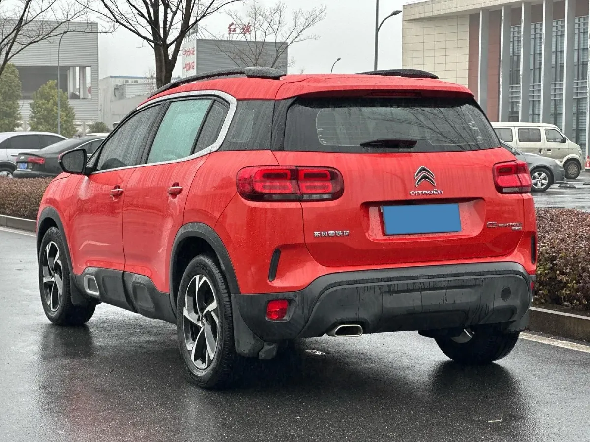 2017 Citroen C5 Aircross 1.6T 167HP L4 6AT,autocango,china used car exporter,china ev exporter,chinese used car exporter,chinese used ev exporter