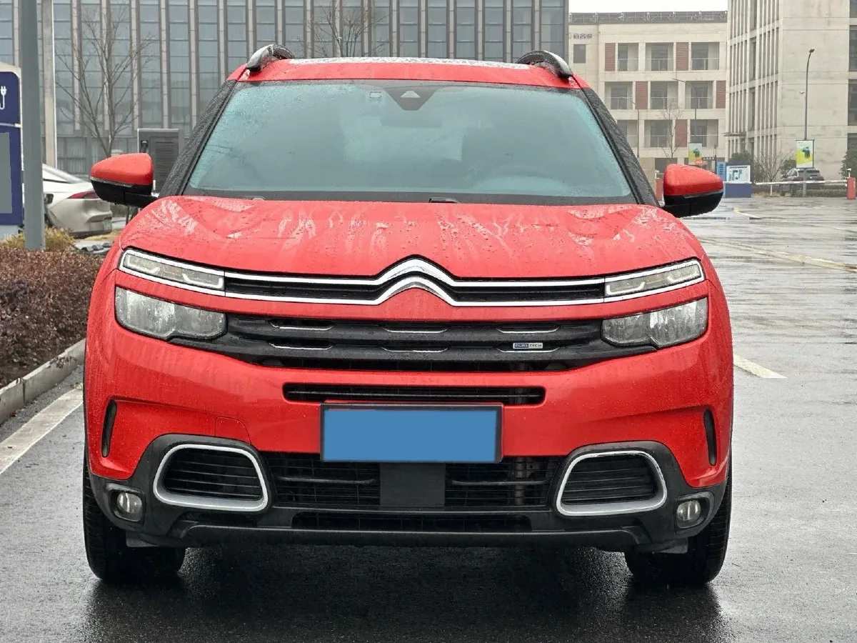 2017 Citroen C5 Aircross 1.6T 167HP L4 6AT,autocango,china used car exporter,china ev exporter,chinese used car exporter,chinese used ev exporter