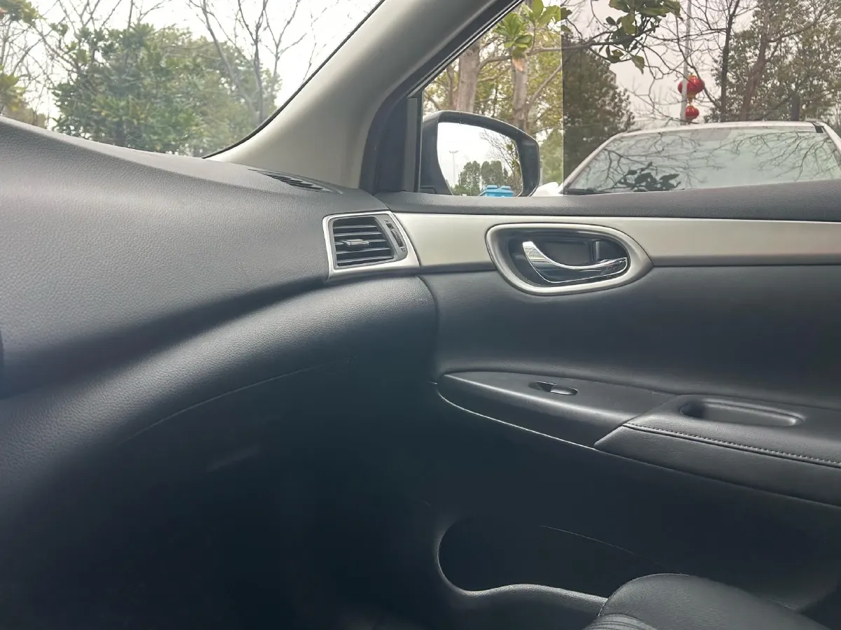 2022 Nissan Sylphy 1.6L 122HP L4 CVT,autocango,china used car exporter,china ev exporter,chinese used car exporter,chinese used ev exporter