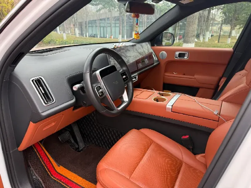 2023 Li L7 Range Extended 154HP REEV 40.9KWH,autocango,china used car exporter,china ev exporter,chinese used car exporter,chinese used ev exporter