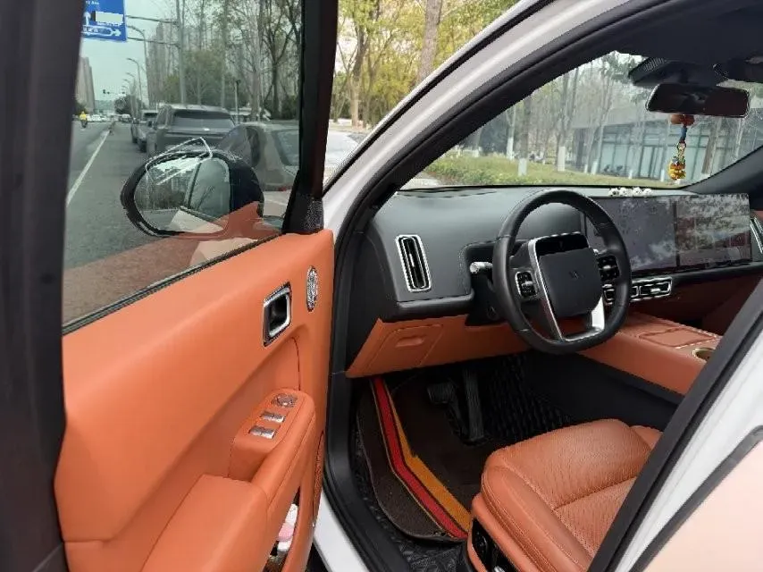 2023 Li L7 Range Extended 154HP REEV 40.9KWH,autocango,china used car exporter,china ev exporter,chinese used car exporter,chinese used ev exporter