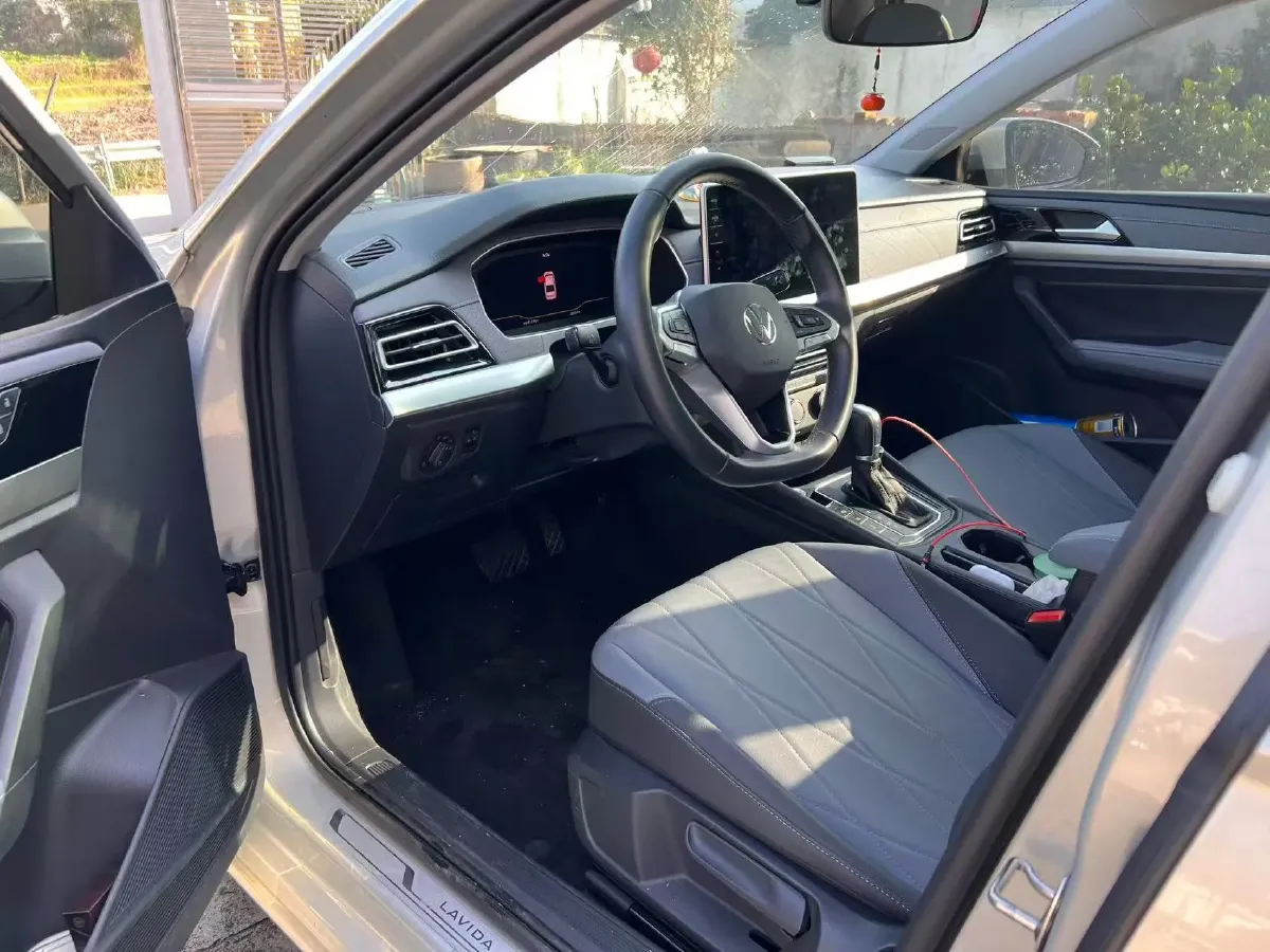 2023 Volkswagen Lavida 1.5L 113HP L4 6AT,autocango,china used car exporter,china ev exporter,chinese used car exporter,chinese used ev exporter