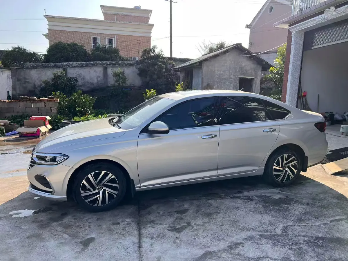 2023 Volkswagen Lavida 1.5L 113HP L4 6AT,autocango,china used car exporter,china ev exporter,chinese used car exporter,chinese used ev exporter