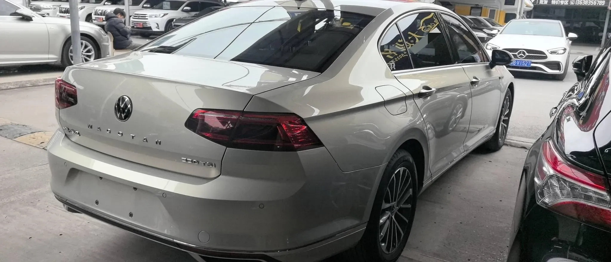 2019 Volkswagen Magotan 2.0T 186HP L4 7DCT,autocango,china used car exporter,china ev exporter,chinese used car exporter,chinese used ev exporter