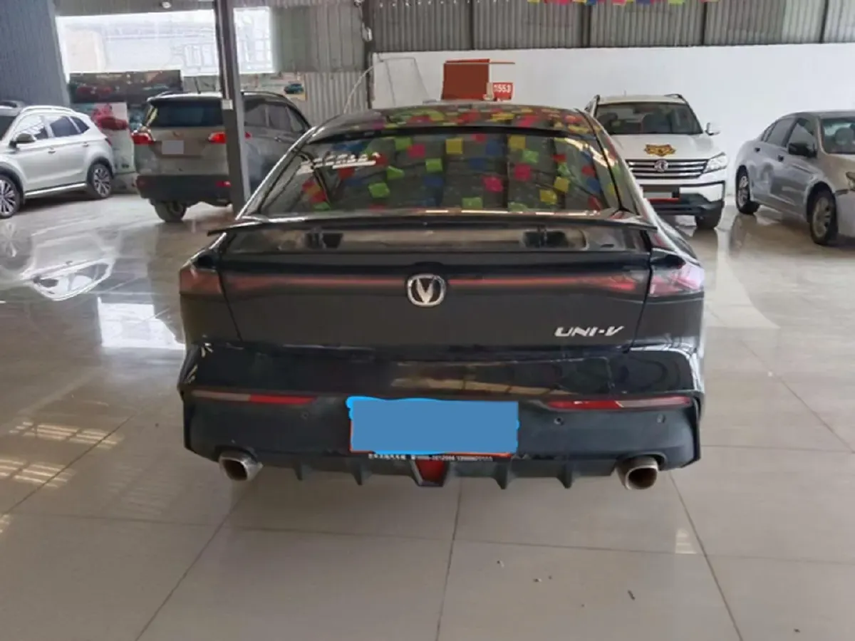 2023 ChangAn UNI-V 1.5T 188HP L4 7DCT,autocango,china used car exporter,china ev exporter,chinese used car exporter,chinese used ev exporter