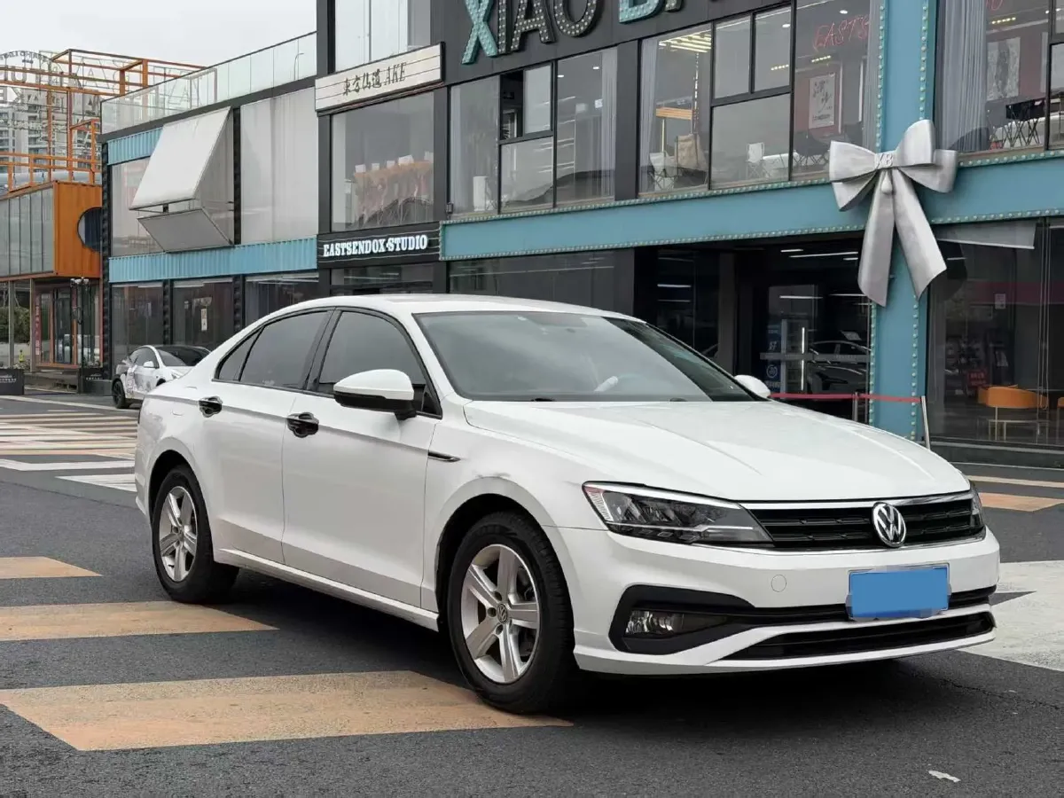 2019 Volkswagen T-Cross 1.4T 150HP L4 7DCT,autocango,china used car exporter,china ev exporter,chinese used car exporter,chinese used ev exporter