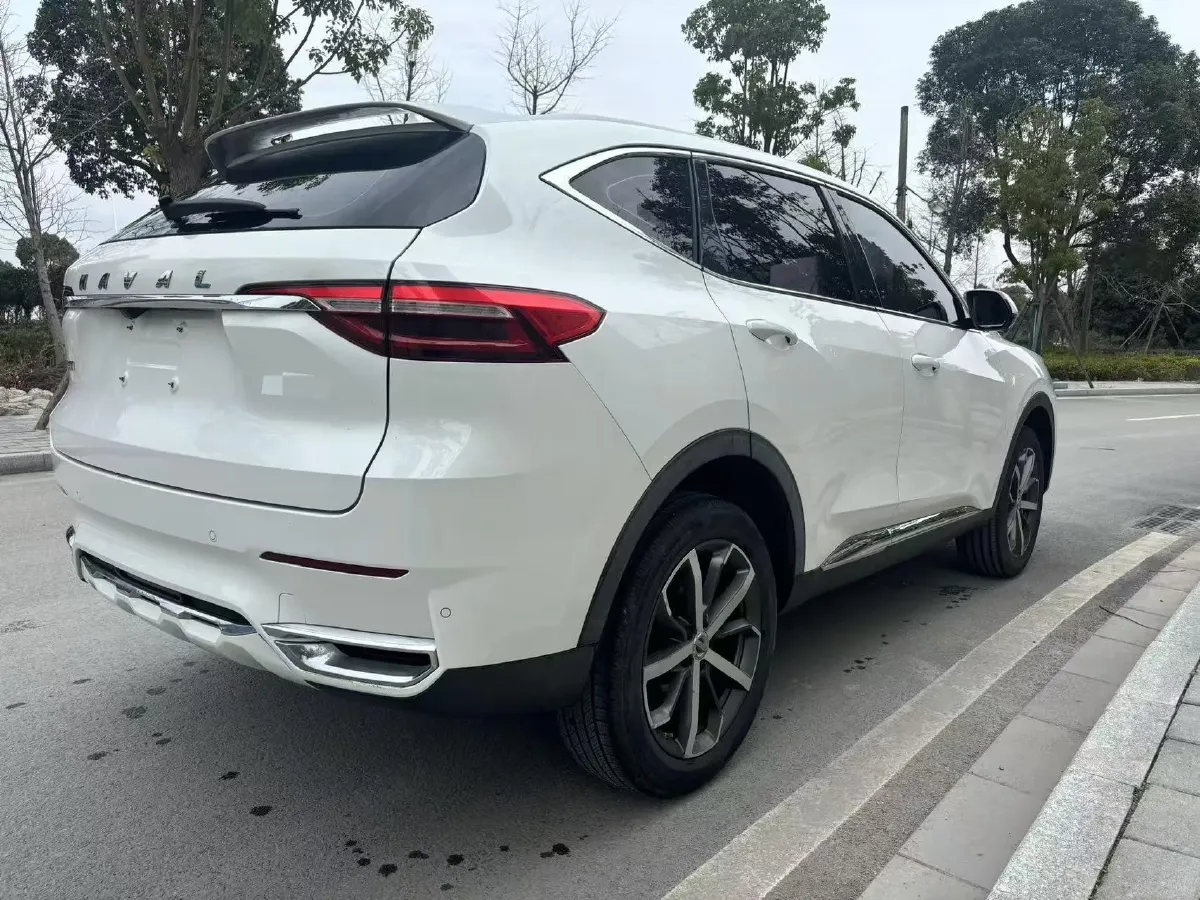 2021 Haval F7 1.5T 169HP L4 7DCT,autocango,china used car exporter,china ev exporter,chinese used car exporter,chinese used ev exporter