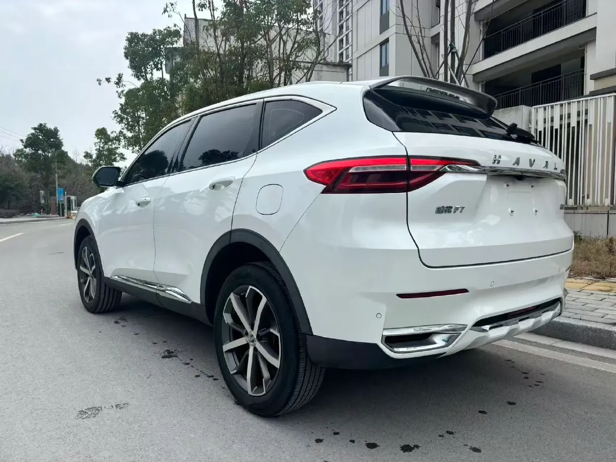 2021 Haval F7 1.5T 169HP L4 7DCT,autocango,china used car exporter,china ev exporter,chinese used car exporter,chinese used ev exporter