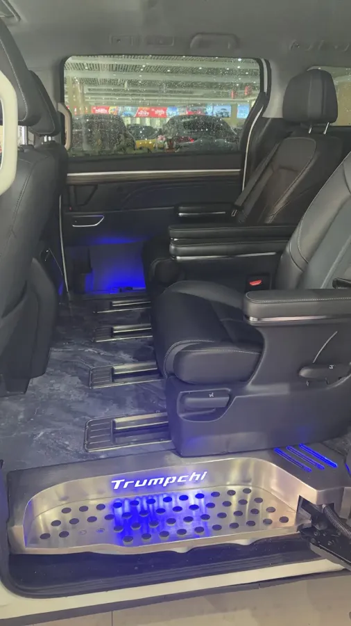 2021 GAC Trumpchi M8 2.0T 252HP L4 8AT,autocango,china used car exporter,china ev exporter,chinese used car exporter,chinese used ev exporter